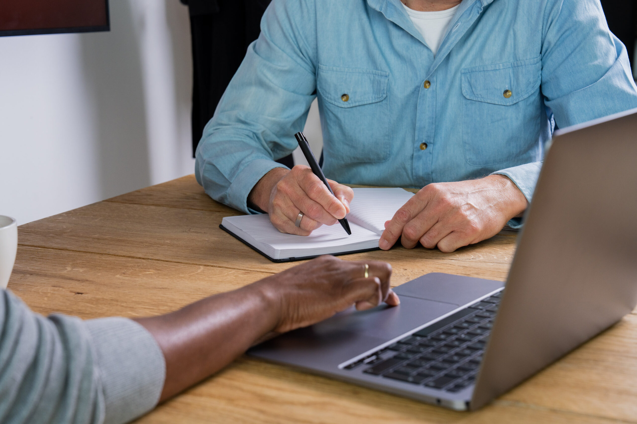 Dit nemen we uit handen